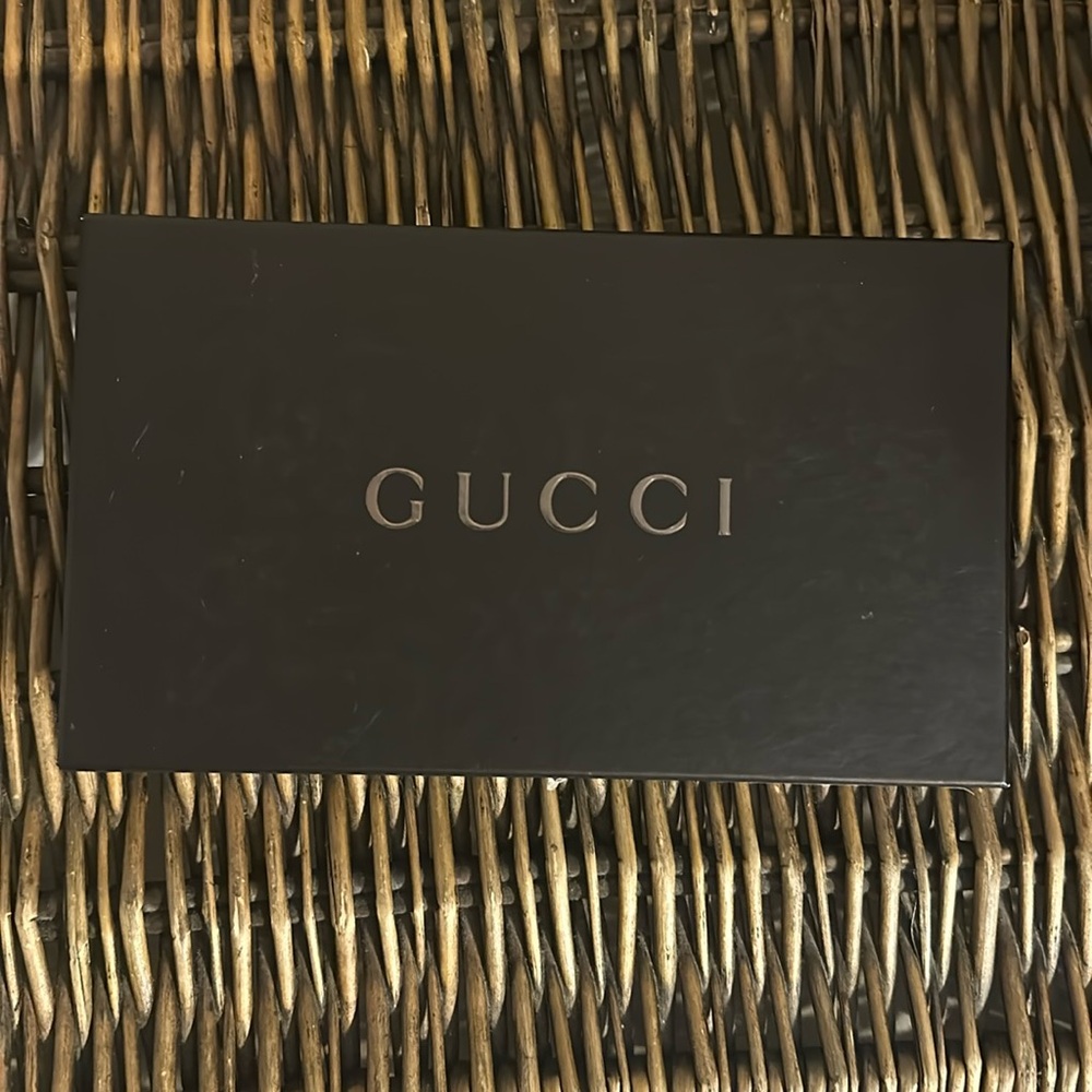 Authentic Gucci Long Wallet Box